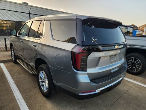 Used 2025 Chevrolet Tahoe LT AWD/4WD image 4