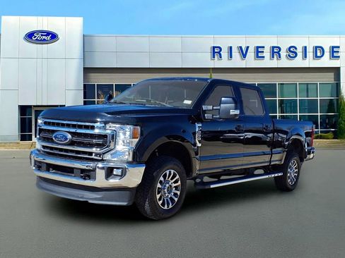 Used 2020 Ford F250 Lariat w/ Lariat Ultimate Package image 3