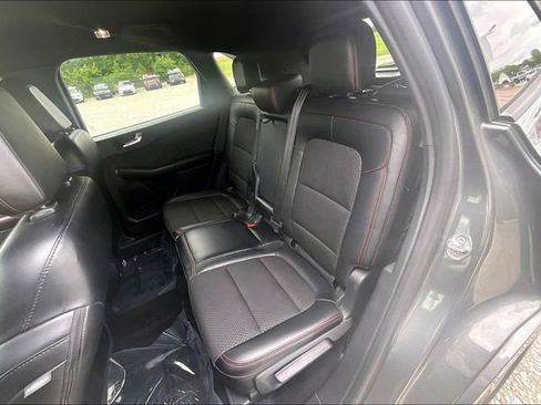 Used 2024 Ford Escape ST-Line w/ Tech Pack #1 AWD/4WD image 26