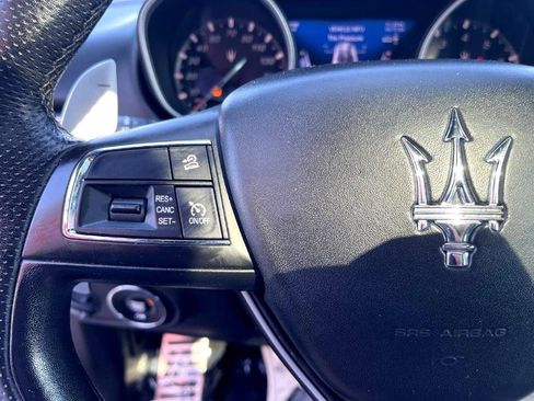 Used 2019 Maserati Levante S GranSport image 37