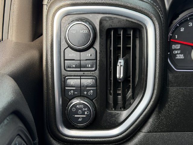 Used 2021 Chevrolet Silverado 1500 LT Trail Boss w/ Convenience Package II AWD/4WD image 21