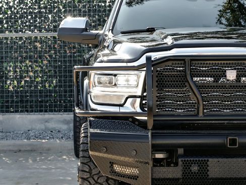 Used 2019 RAM 3500 Limited image 42