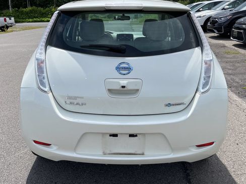 Used 2016 Nissan Leaf SV FWD image 5