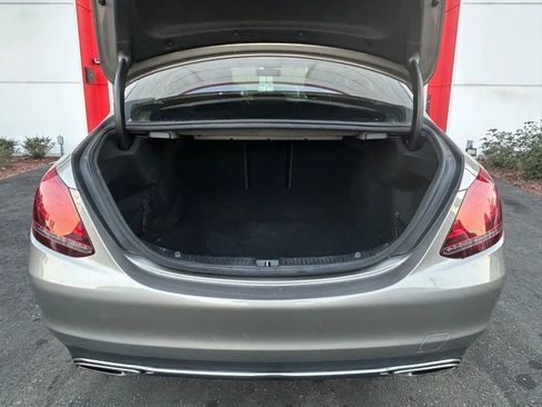 Used 2019 Mercedes-Benz C 300 4MATIC Sedan image 19