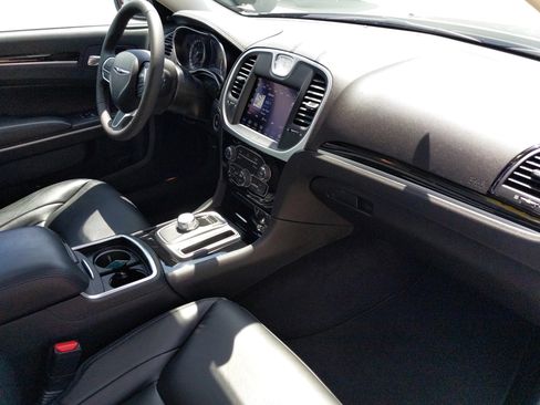 New 2023 Chrysler 300 Touring L w/ Popular Equipment Group image 25