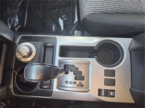 Used 2017 Toyota 4Runner SR5 image 21