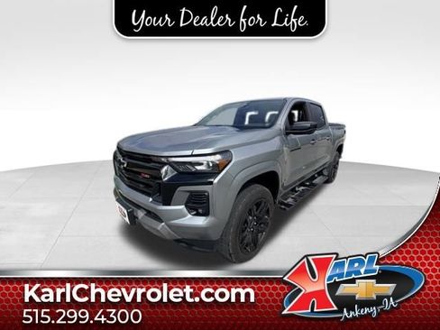 Certified 2025 Chevrolet Colorado Z71 w/ Technology Package AWD/4WD image 1