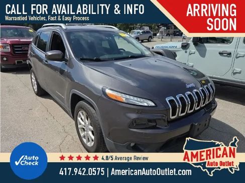 Used 2016 Jeep Cherokee Latitude w/ Safety/Convenience Group AWD/4WD image 1