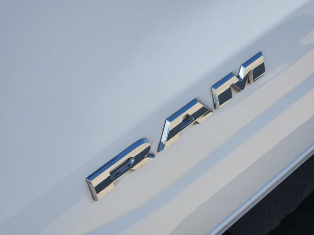 Used 2023 RAM 1500 Lone Star AWD/4WD image 9