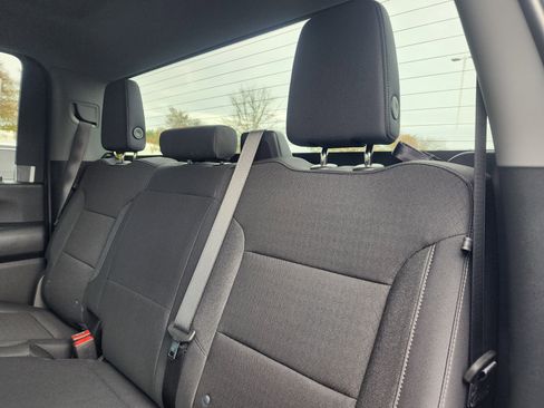 New 2026 Chevrolet Silverado 2500 Custom w/ Custom Value Package image 15