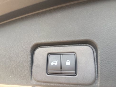 Used 2022 Nissan Rogue Platinum w/ Head-Up Display Package FWD image 34