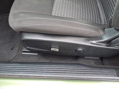 Used 2022 Dodge Challenger GT RWD image 11