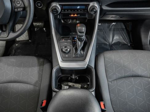 Used 2025 Toyota RAV4 XLE image 22
