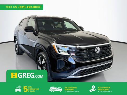 Used 2026 Volkswagen Atlas Cross Sport SE FWD image 1