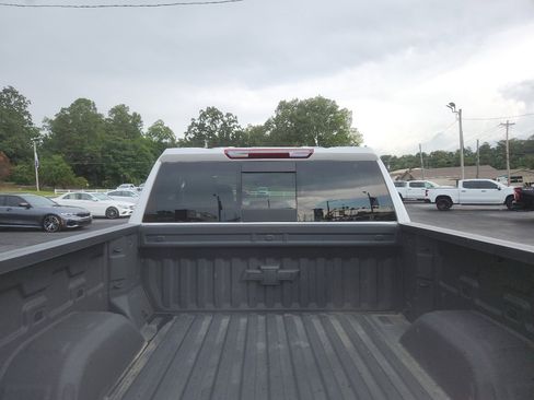 Used 2022 Chevrolet Silverado 1500 LTZ image 10