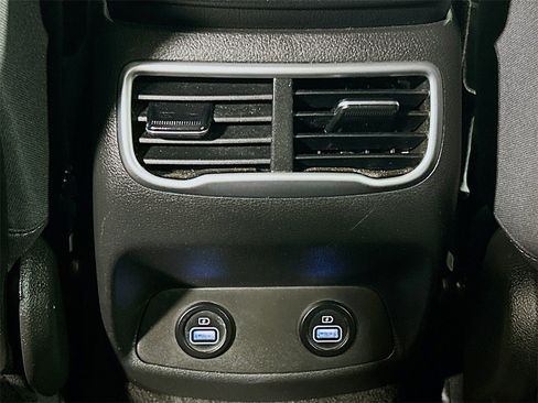 Used 2023 Hyundai Santa Fe SEL image 23