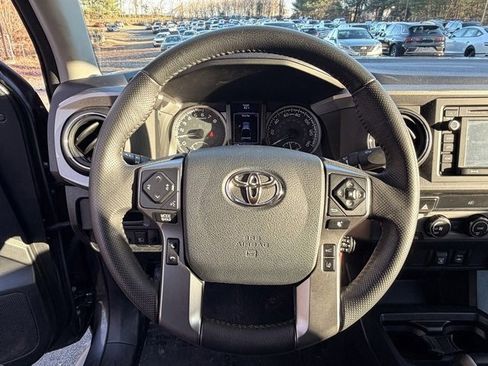 Used 2019 Toyota Tacoma 4x4 Double Cab image 19