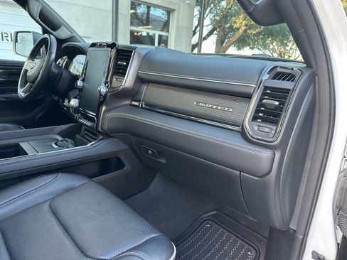 Used 2024 RAM 1500 Limited image 29