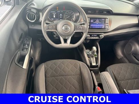 Used 2018 Nissan Kicks SV w/ Exterior Package FWD image 8