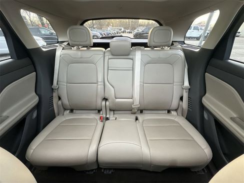 Used 2021 Lincoln Corsair Reserve image 23