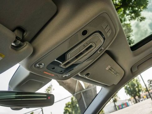 Used 2017 Audi Q7 3.0T Premium image 51