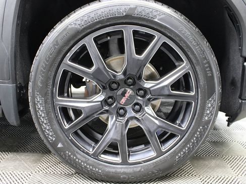 Used 2022 GMC Sierra 1500 Denali w/ Denali Carbonpro Edition AWD/4WD image 11