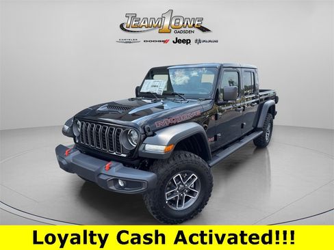 New 2025 Jeep Gladiator Mojave w/ Convenience Group image 4