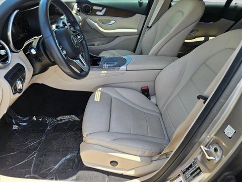 Used 2023 Mercedes-Benz GLC 300 4MATIC Coupe image 16