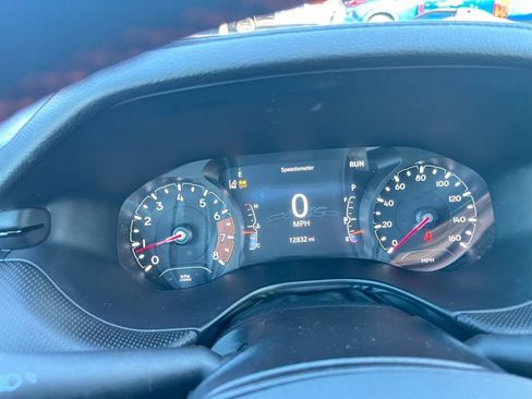 Used 2024 Jeep Compass Trailhawk w/ Trailhawk Convenience Group image 22