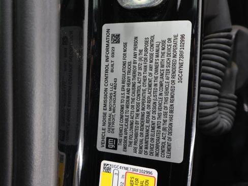Used 2024 Chevrolet Silverado 2500 LT AWD/4WD image 55