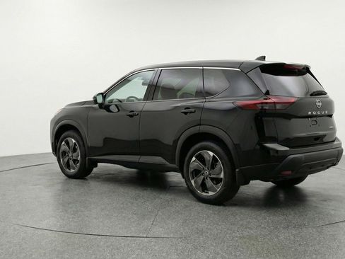 Used 2025 Nissan Rogue SV FWD image 5