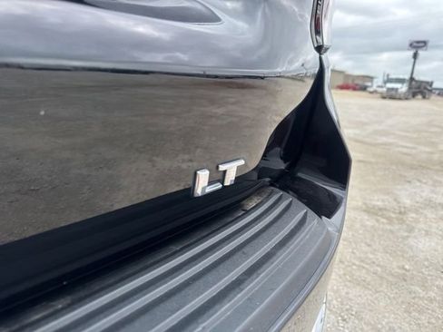 Used 2025 Chevrolet Tahoe LT AWD/4WD image 12