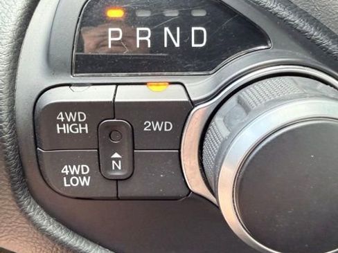 Used 2024 RAM 2500 Big Horn w/ Night Edition AWD/4WD image 35