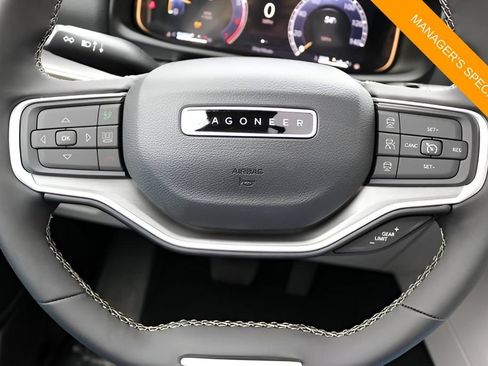 New 2025 Jeep Wagoneer L Series II AWD/4WD image 23