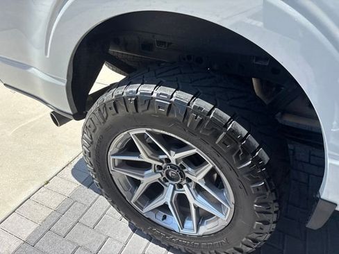 Used 2023 Ford F150 Lariat AWD/4WD image 3