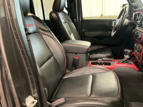 Used 2023 Jeep Wrangler Unlimited Rubicon w/ Xtreme 35 Tire Package AWD/4WD image 31