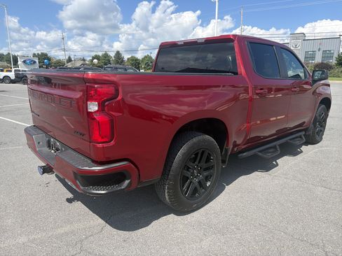 Used 2023 Chevrolet Silverado 1500 RST AWD/4WD image 3