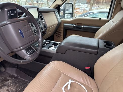 Used 2016 Ford F350 Lariat w/ Chrome Package image 11