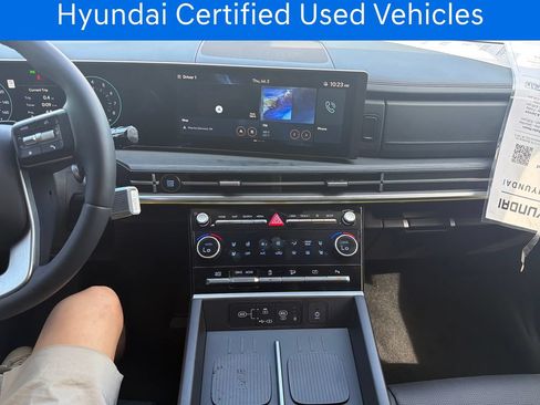 Certified 2025 Hyundai Santa Fe Limited FWD image 23