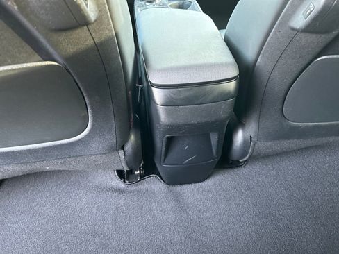 Used 2022 Kia EV6 Light image 25