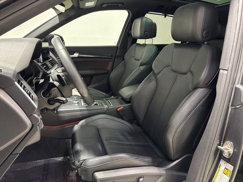 Used 2019 Audi SQ5 Prestige image 10