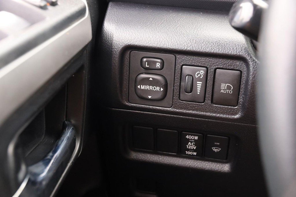 Used 2022 Toyota 4Runner SR5 Premium AWD/4WD image 21