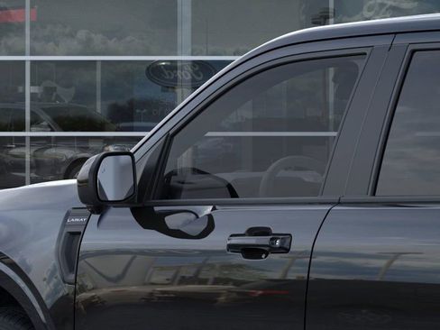 New 2025 Ford Maverick Lariat w/ Black Appearance Package image 21