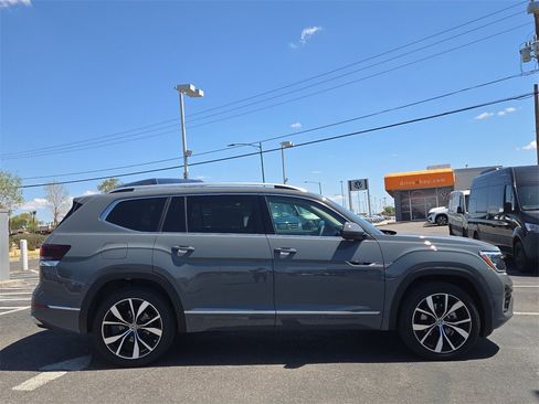 New 2025 Volkswagen Atlas SEL Premium R-Line image 12