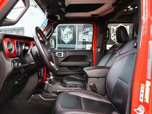 Used 2020 Jeep Gladiator Rubicon image 16