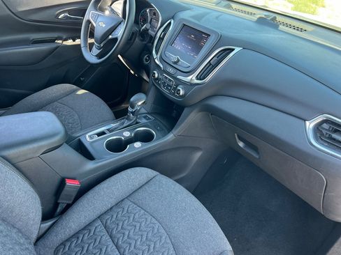 Used 2024 Chevrolet Equinox LT image 13