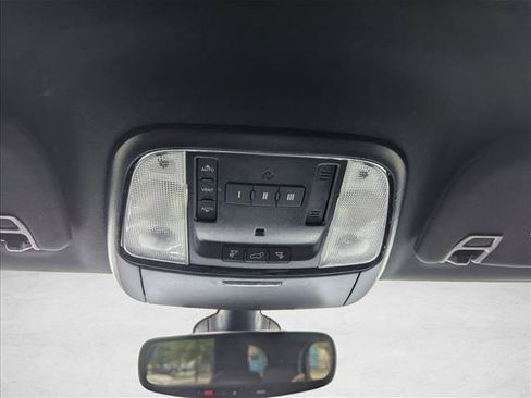 Used 2021 Dodge Durango R/T w/ Blacktop Package RWD image 21