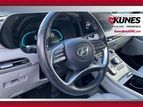 Used 2024 Hyundai Palisade SEL image 19