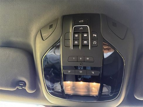 Used 2018 Maserati Levante S image 24