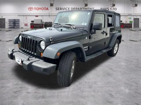 Used 2013 Jeep Wrangler Unlimited Sport AWD/4WD image 4